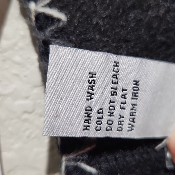 Rain + Rose Cardigan Vest Womens Size M Western Flowers Black Long Wool Blend - Picture 4 of 11